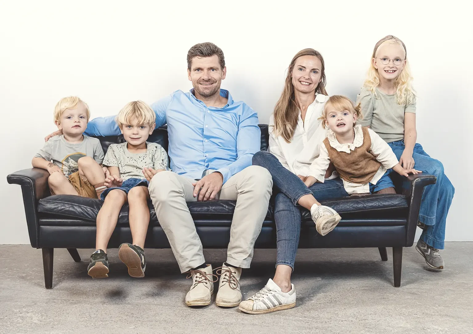 familieportræt i sofa aarhus foto