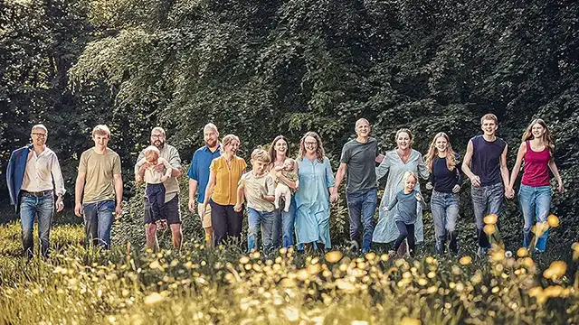 familieportræt aarhus fotograf fotografer aarhus århus fotografen portrætfotograf aarhus foto aarhus billeder af søskende billeder århus book fotograf familie billede familiefotografering familiefoto familiebilleder på væggen familiefotograf familiefotografering fotograf søskende fotografering fotostudie århus portrætfotograf aarhus søskende foto søskende billeder